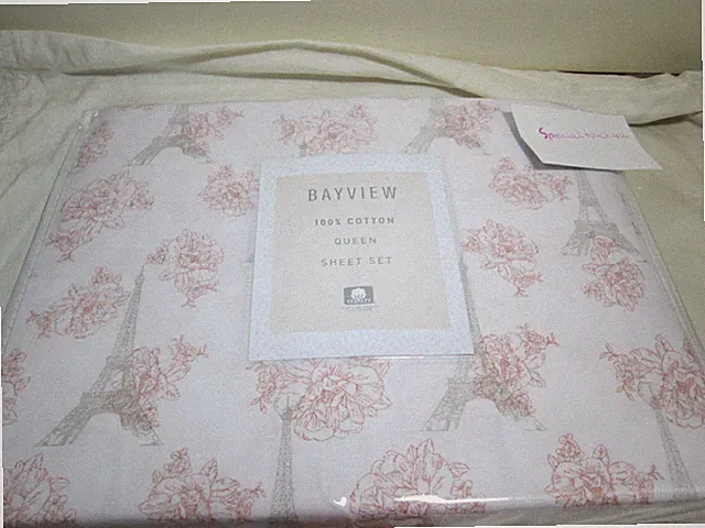 New Bayview PARIS Queen Sheet Set EIFFEL TOWER and Flower NIP